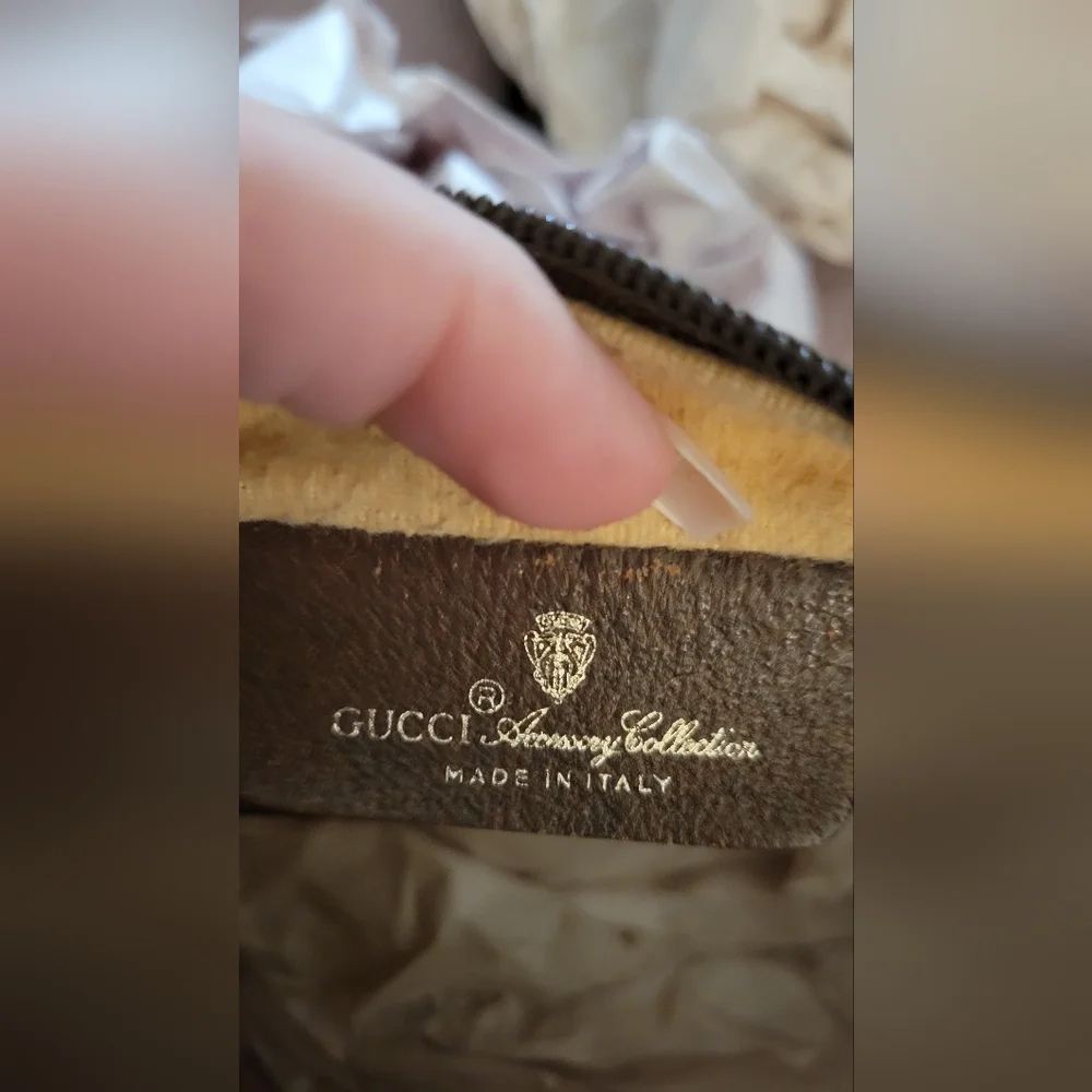 Authentic Gucci Sherry Line Bag With GG Pattern - Picture 12 of 16